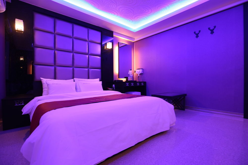 X-Mas Hotel Daejeon Dış mekan fotoğraf